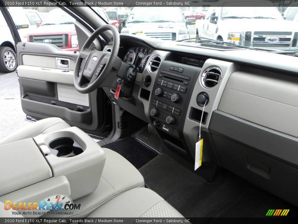 2010 Ford F150 XLT Regular Cab Tuxedo Black / Medium Stone Photo #11