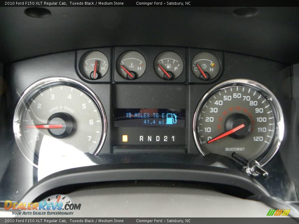 2010 Ford F150 XLT Regular Cab Tuxedo Black / Medium Stone Photo #16