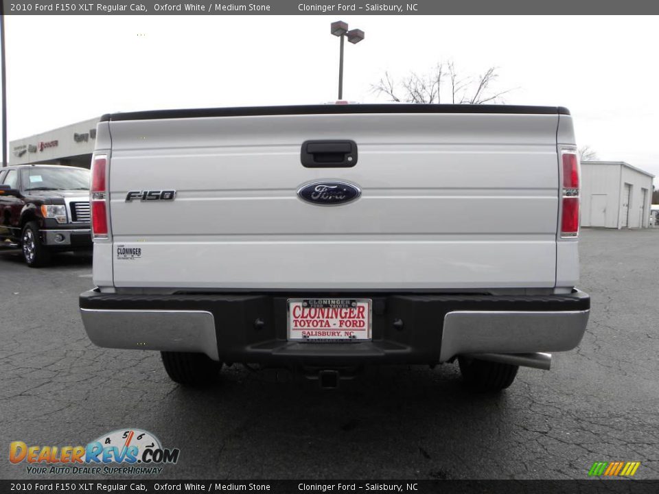 2010 Ford F150 XLT Regular Cab Oxford White / Medium Stone Photo #4