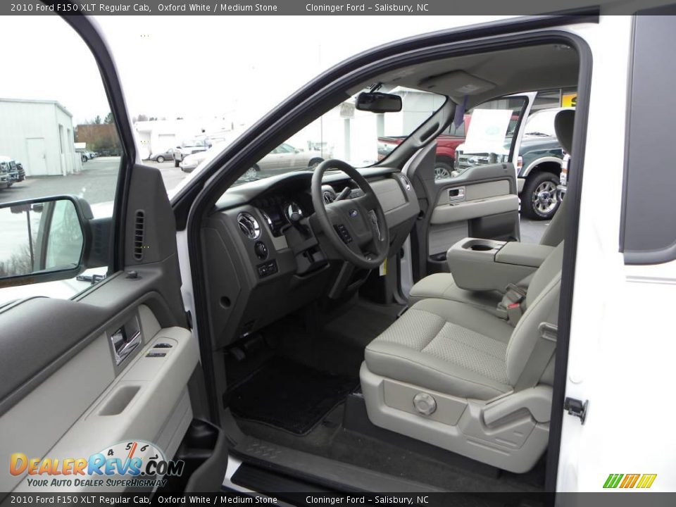 2010 Ford F150 XLT Regular Cab Oxford White / Medium Stone Photo #8