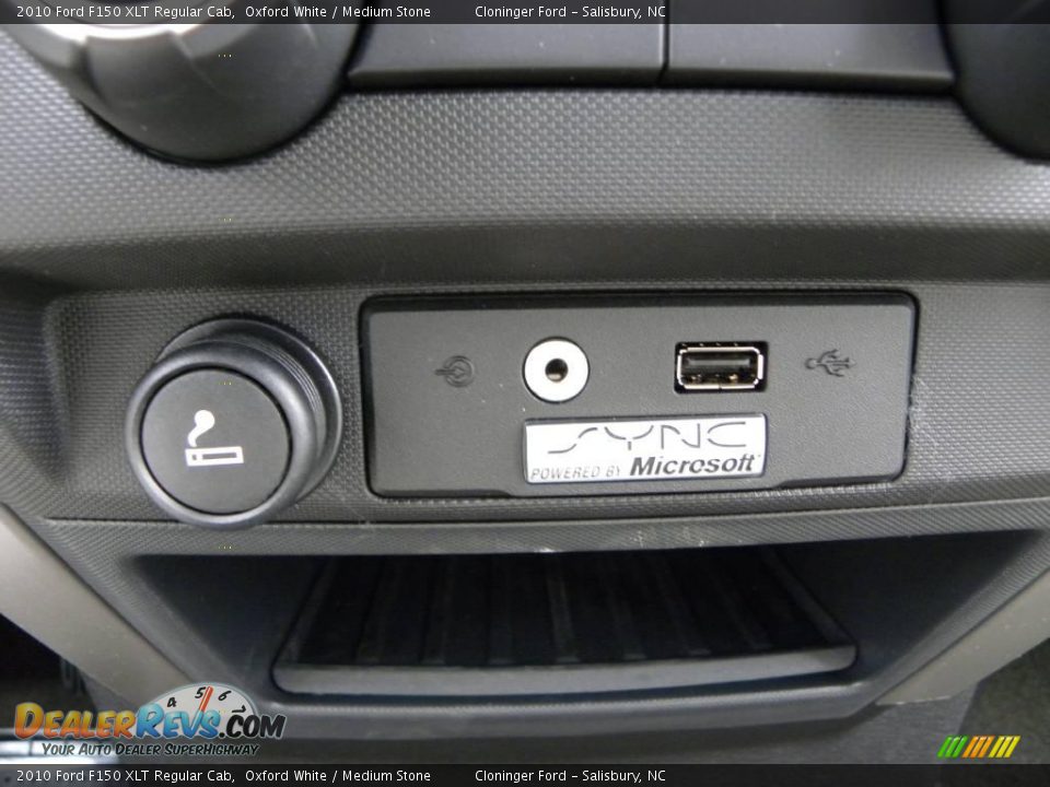 2010 Ford F150 XLT Regular Cab Oxford White / Medium Stone Photo #20