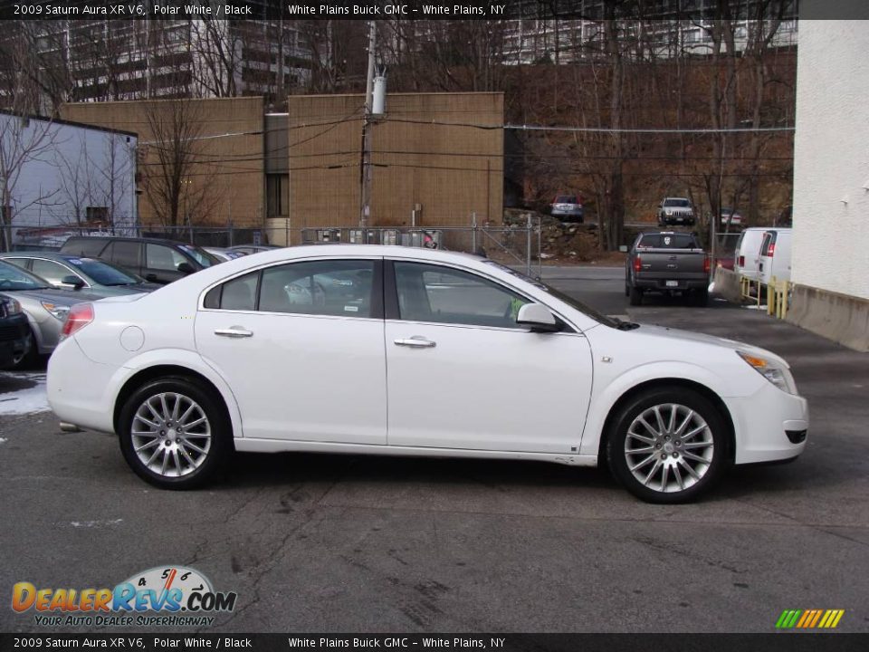 2009 Saturn Aura XR V6 Polar White / Black Photo #4