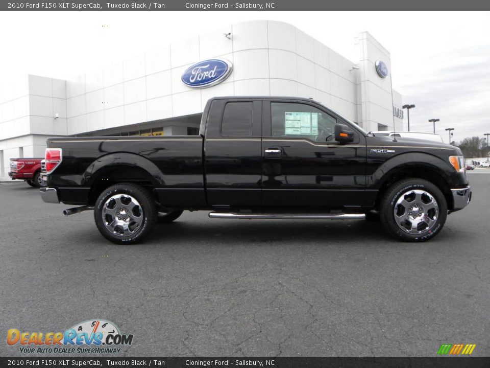 2010 Ford F150 XLT SuperCab Tuxedo Black / Tan Photo #2