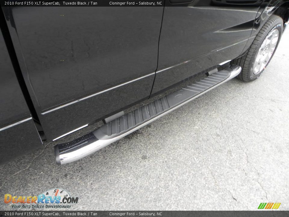 2010 Ford F150 XLT SuperCab Tuxedo Black / Tan Photo #15