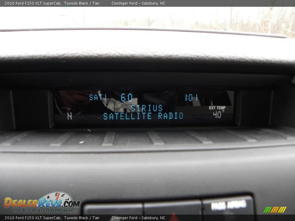 2010 Ford F150 XLT SuperCab Tuxedo Black / Tan Photo #21