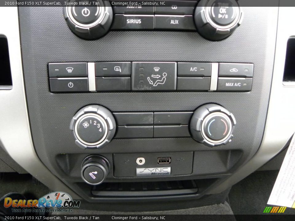 2010 Ford F150 XLT SuperCab Tuxedo Black / Tan Photo #23
