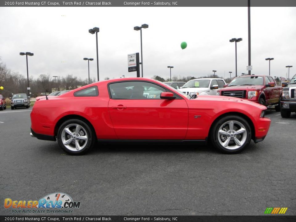 2010 Ford Mustang GT Coupe Torch Red / Charcoal Black Photo #2