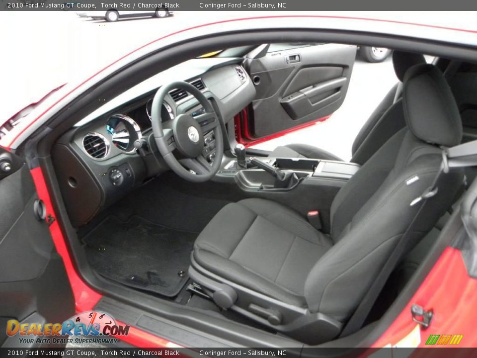 2010 Ford Mustang GT Coupe Torch Red / Charcoal Black Photo #8