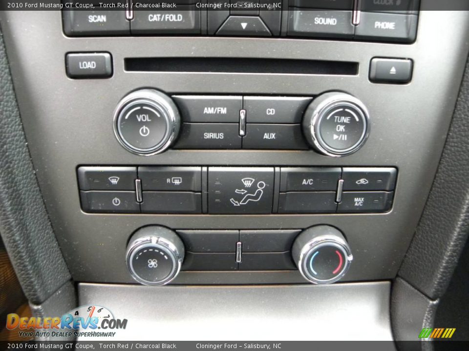 2010 Ford Mustang GT Coupe Torch Red / Charcoal Black Photo #17