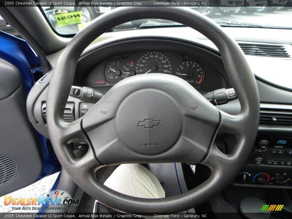 2005 Chevrolet Cavalier LS Sport Coupe Arrival Blue Metallic / Graphite Gray Photo #17