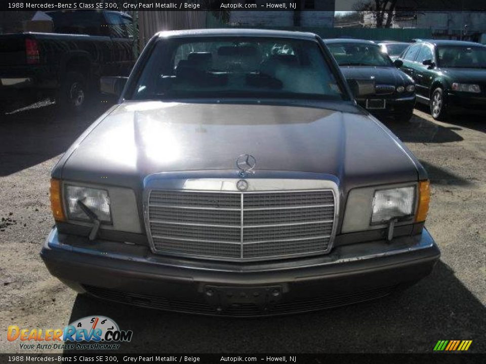 1988 Mercedes-Benz S Class SE 300 Grey Pearl Metallic / Beige Photo #1