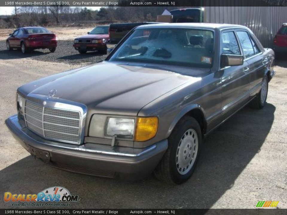 1988 Mercedes-Benz S Class SE 300 Grey Pearl Metallic / Beige Photo #2