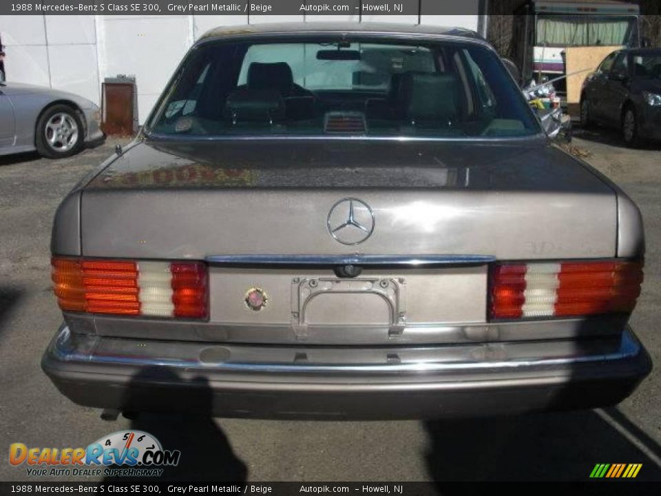 1988 Mercedes-Benz S Class SE 300 Grey Pearl Metallic / Beige Photo #6