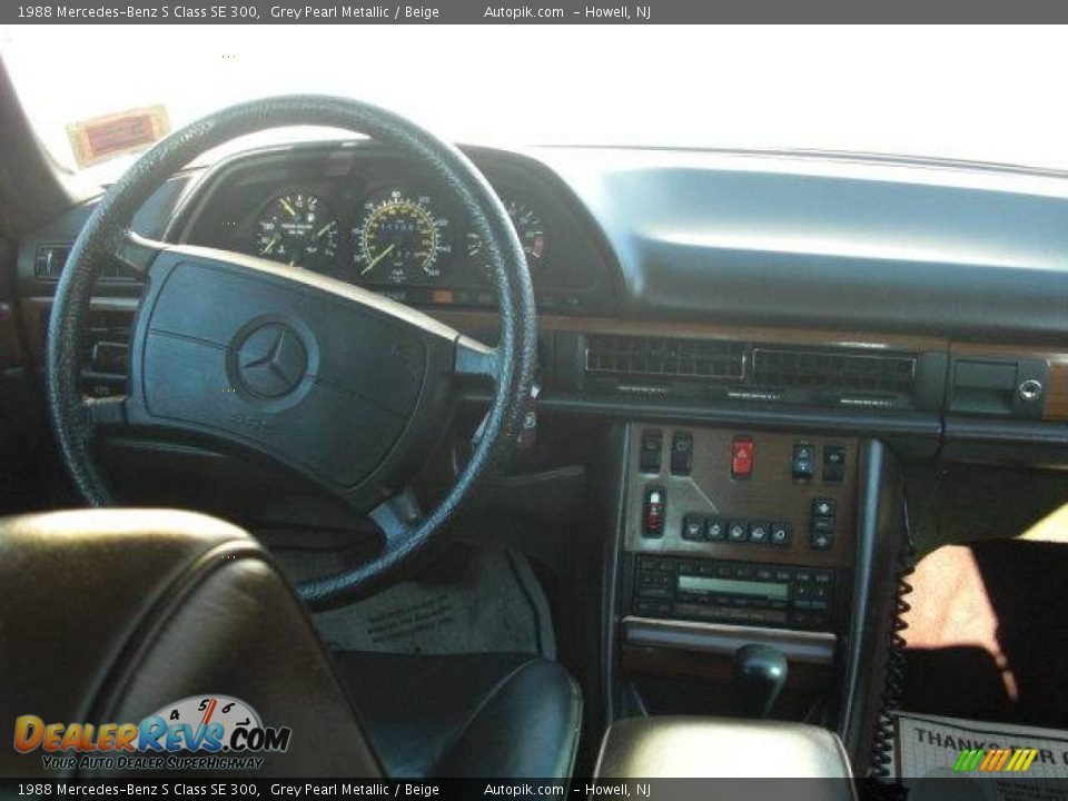 1988 Mercedes-Benz S Class SE 300 Grey Pearl Metallic / Beige Photo #12