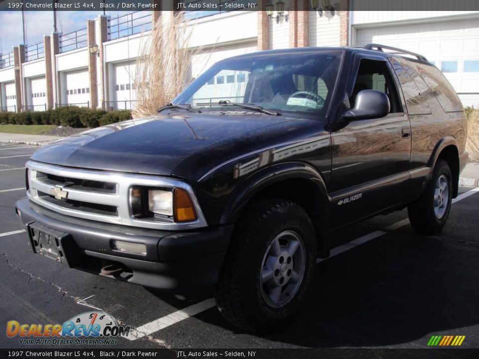 1997 Chevrolet Blazer LS 4x4 Black / Dark Pewter Photo #1