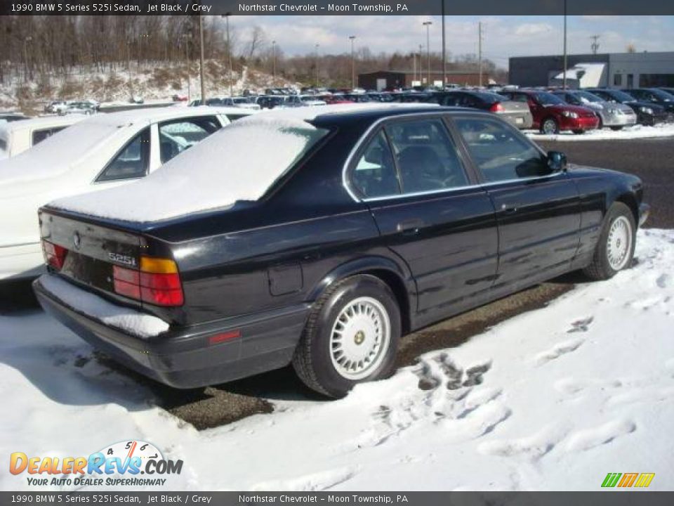 1990 BMW 5 Series 525i Sedan Jet Black / Grey Photo #3