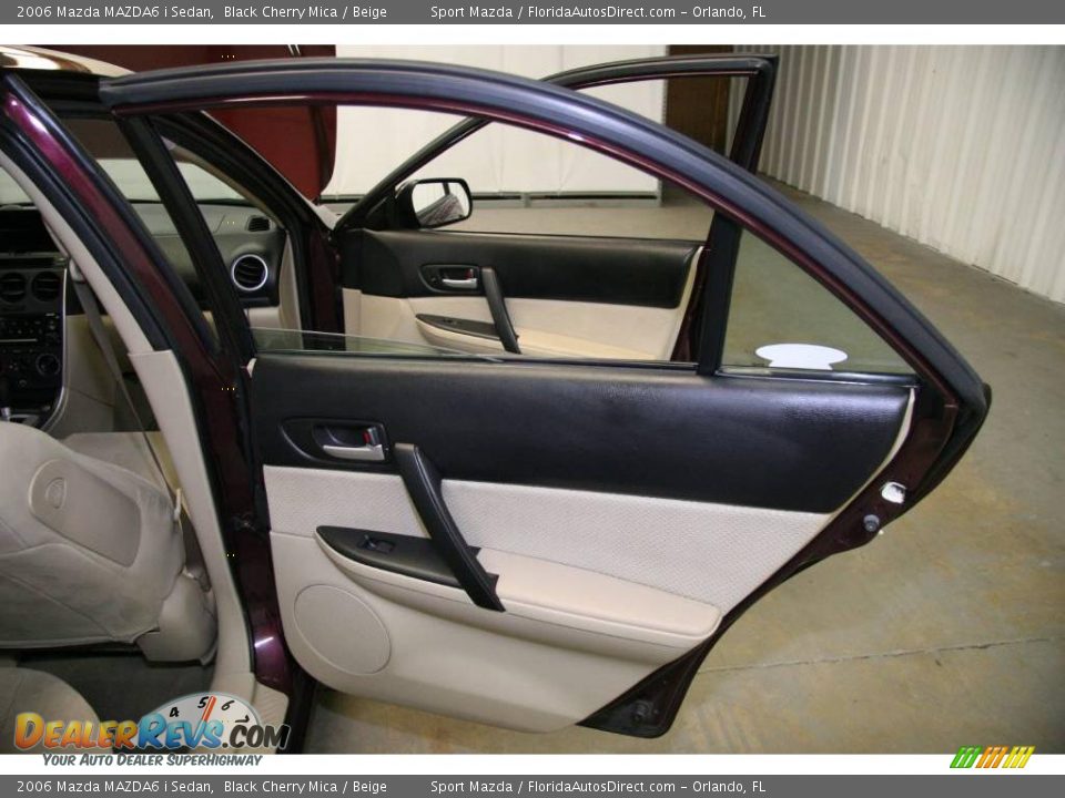 2006 Mazda MAZDA6 i Sedan Black Cherry Mica / Beige Photo #22