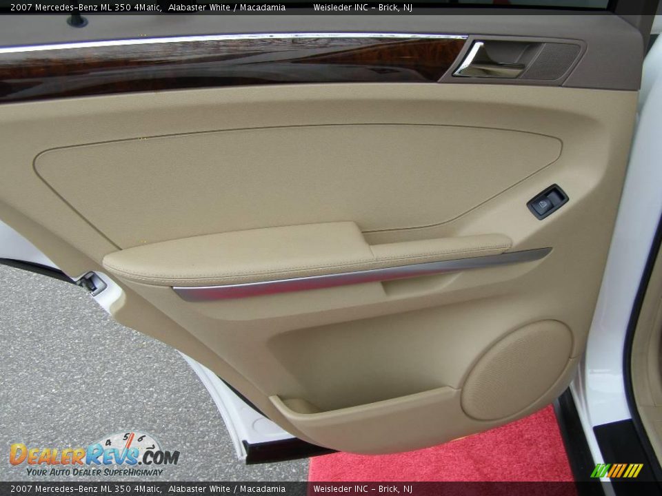 2007 Mercedes-Benz ML 350 4Matic Alabaster White / Macadamia Photo #17