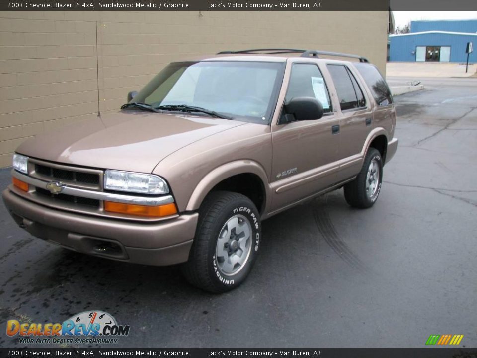 2003 Chevrolet Blazer LS 4x4 Sandalwood Metallic / Graphite Photo #2