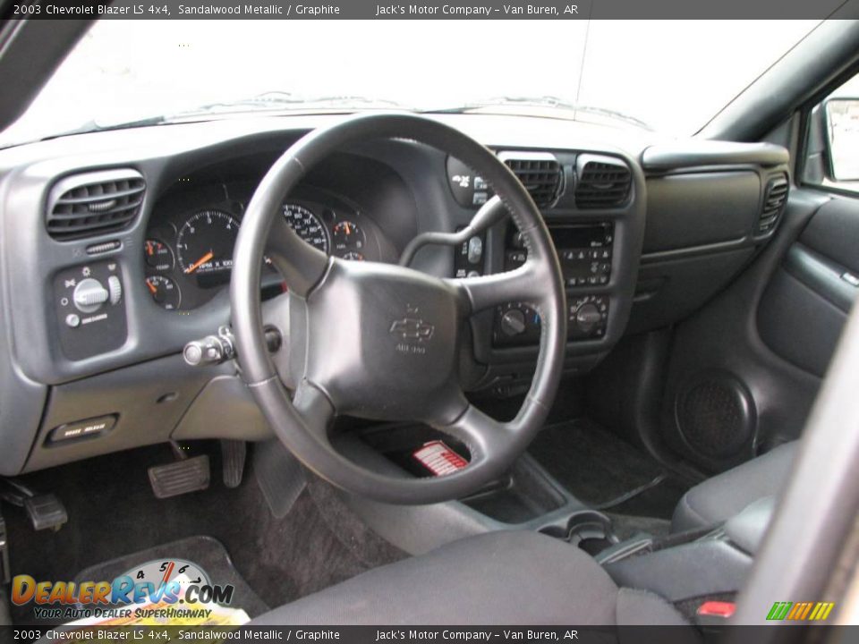 2003 Chevrolet Blazer LS 4x4 Sandalwood Metallic / Graphite Photo #11