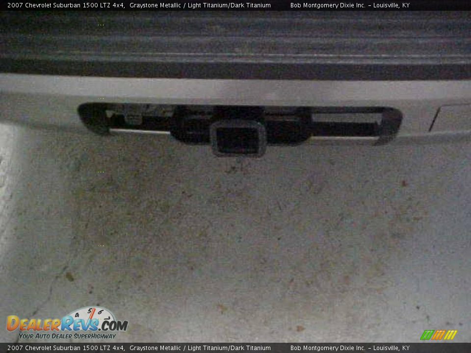 2007 Chevrolet Suburban 1500 LTZ 4x4 Graystone Metallic / Light Titanium/Dark Titanium Photo #18