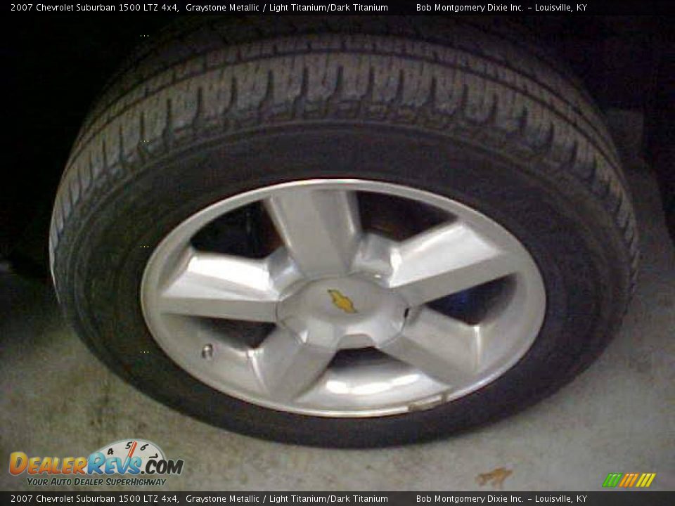 2007 Chevrolet Suburban 1500 LTZ 4x4 Graystone Metallic / Light Titanium/Dark Titanium Photo #19