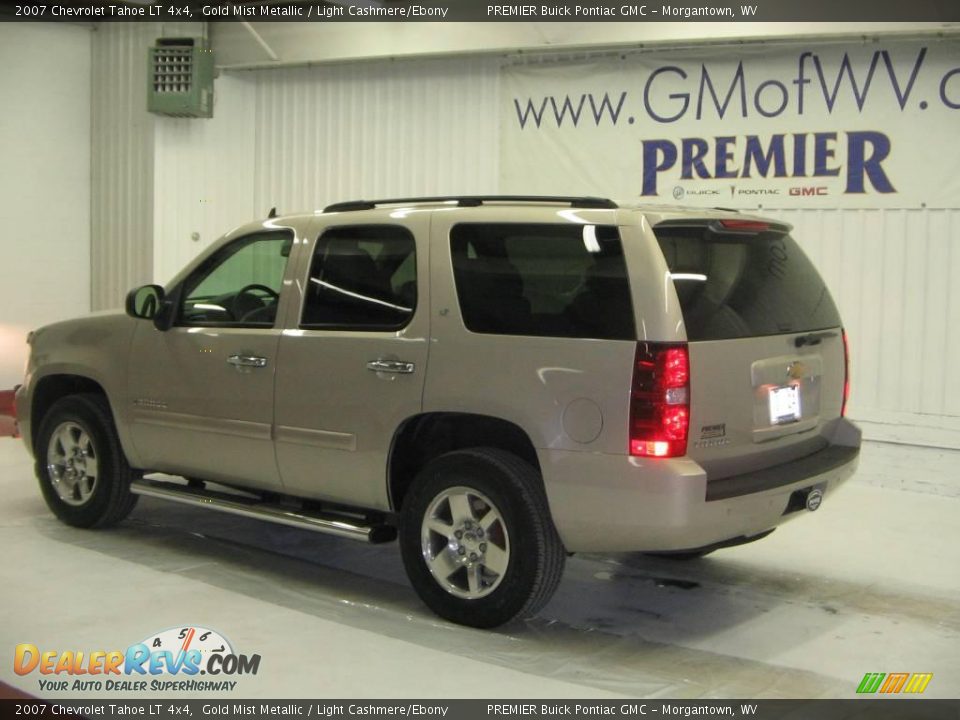 2007 Chevrolet Tahoe LT 4x4 Gold Mist Metallic / Light Cashmere/Ebony Photo #4
