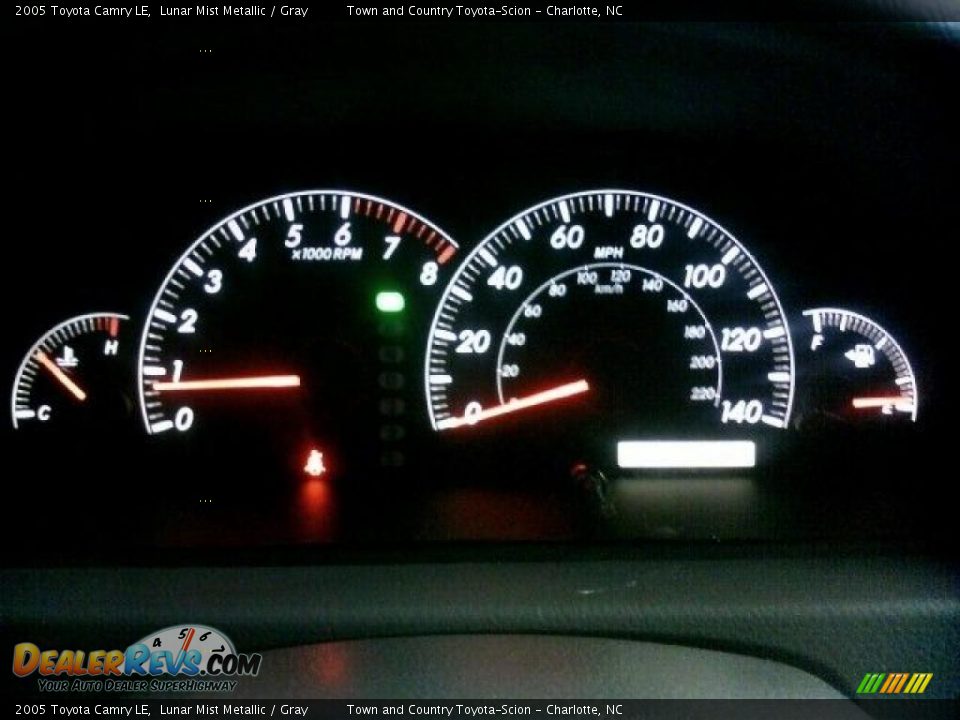 2005 Toyota Camry LE Lunar Mist Metallic / Gray Photo #9
