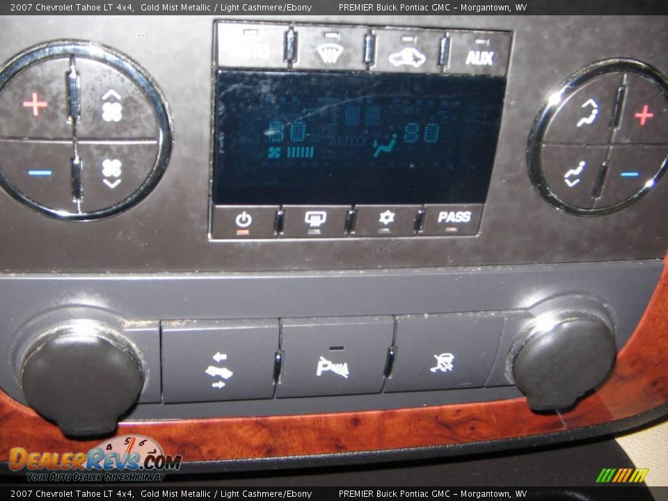 2007 Chevrolet Tahoe LT 4x4 Gold Mist Metallic / Light Cashmere/Ebony Photo #15
