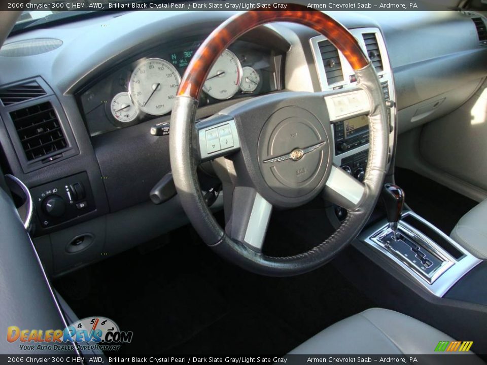 2006 Chrysler 300 C HEMI AWD Brilliant Black Crystal Pearl / Dark Slate Gray/Light Slate Gray Photo #11
