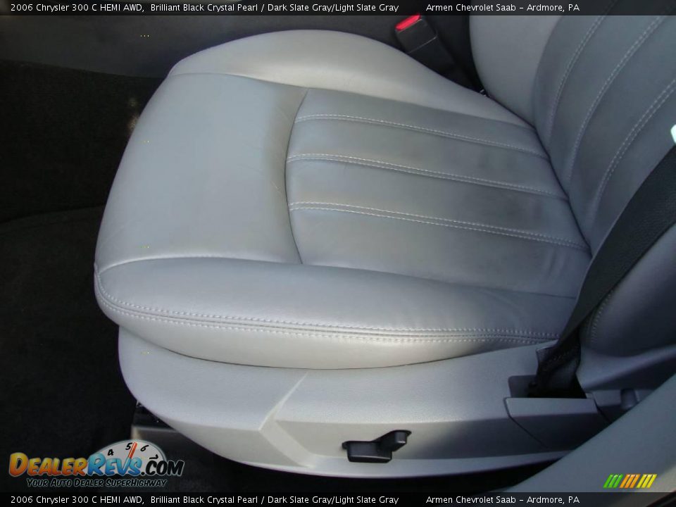 2006 Chrysler 300 C HEMI AWD Brilliant Black Crystal Pearl / Dark Slate Gray/Light Slate Gray Photo #15