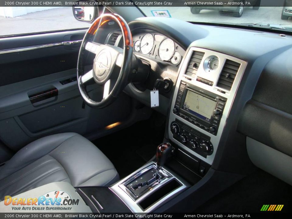 2006 Chrysler 300 C HEMI AWD Brilliant Black Crystal Pearl / Dark Slate Gray/Light Slate Gray Photo #18