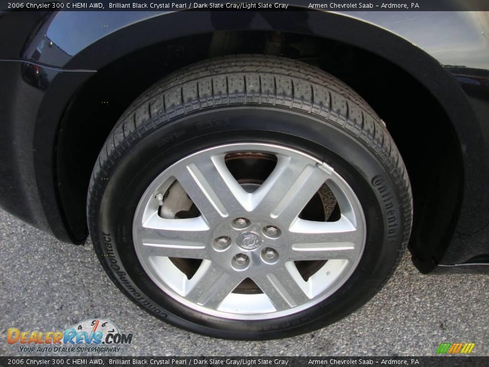 2006 Chrysler 300 C HEMI AWD Brilliant Black Crystal Pearl / Dark Slate Gray/Light Slate Gray Photo #26