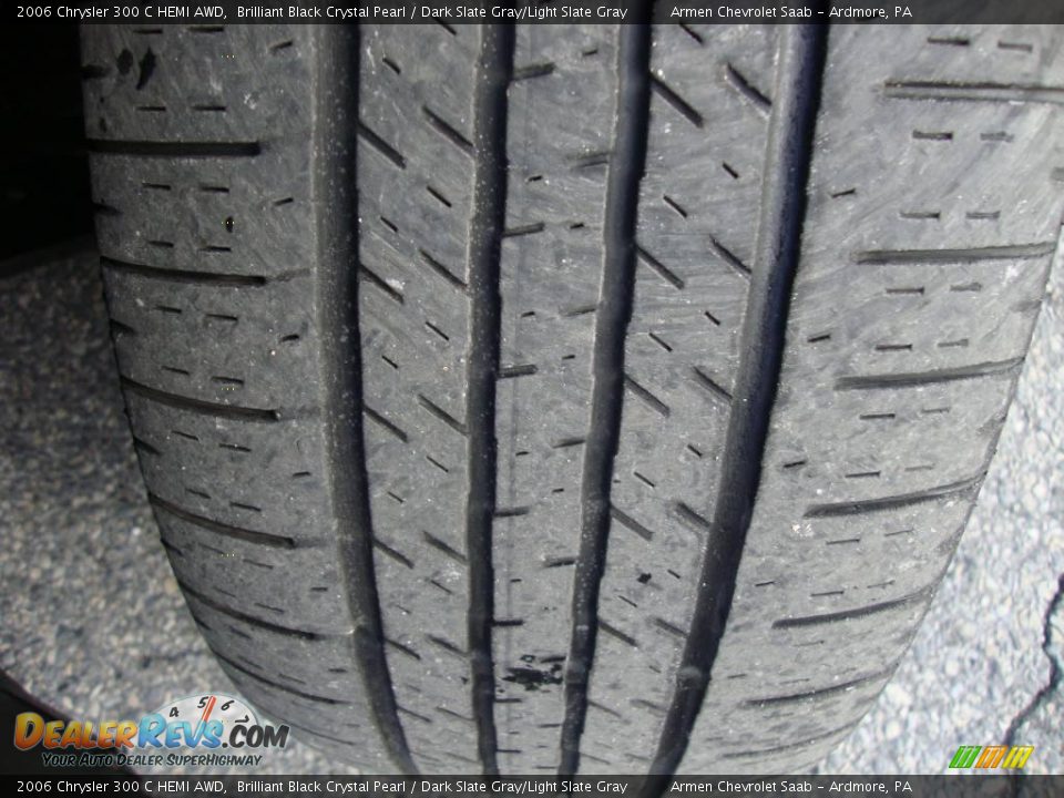 2006 Chrysler 300 C HEMI AWD Brilliant Black Crystal Pearl / Dark Slate Gray/Light Slate Gray Photo #27
