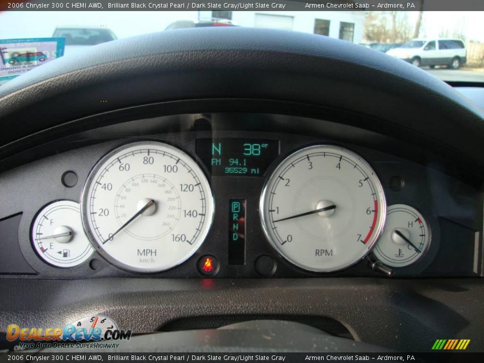 2006 Chrysler 300 C HEMI AWD Brilliant Black Crystal Pearl / Dark Slate Gray/Light Slate Gray Photo #32
