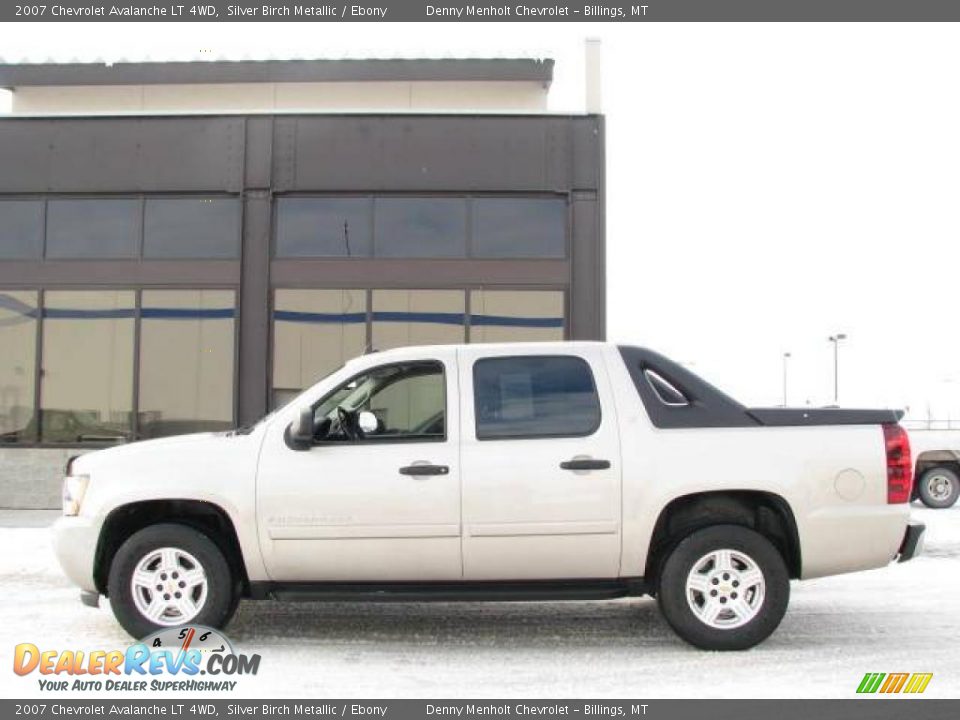 2007 Chevrolet Avalanche LT 4WD Silver Birch Metallic / Ebony Photo #1