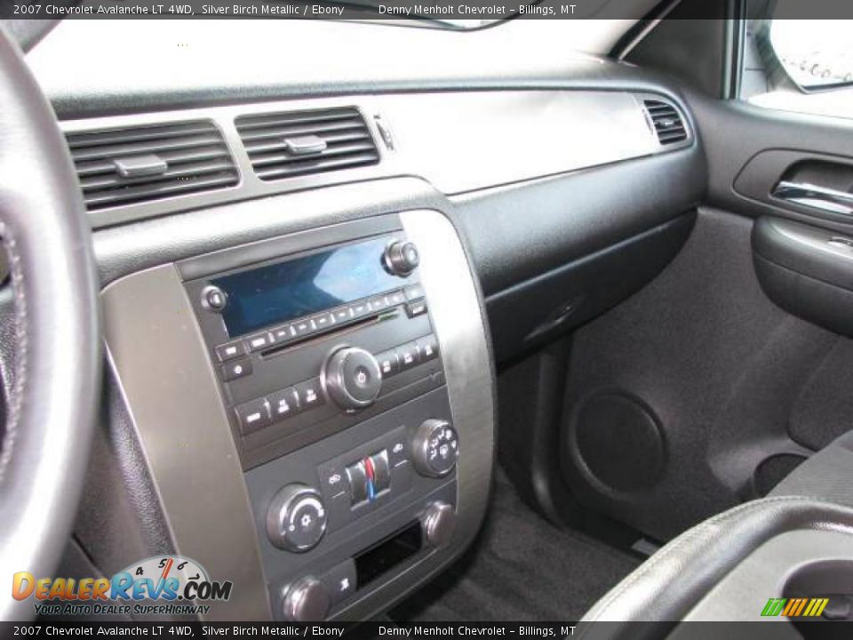 2007 Chevrolet Avalanche LT 4WD Silver Birch Metallic / Ebony Photo #11