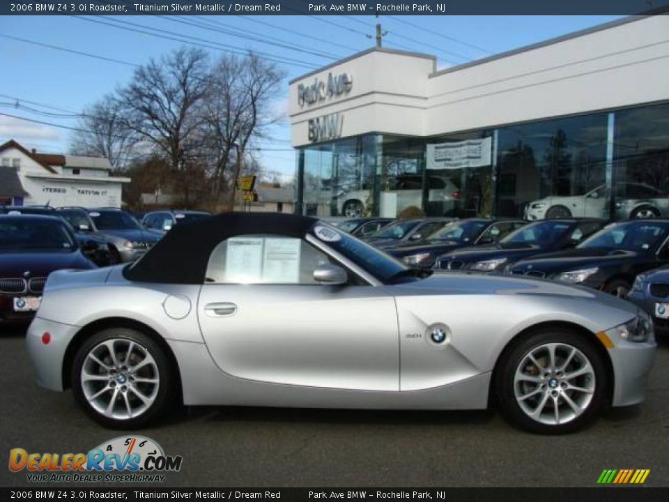 2006 BMW Z4 3.0i Roadster Titanium Silver Metallic / Dream Red Photo #2