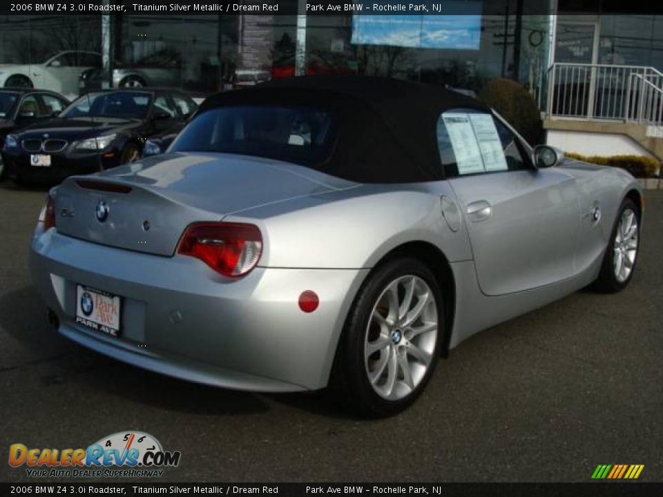 2006 BMW Z4 3.0i Roadster Titanium Silver Metallic / Dream Red Photo #15