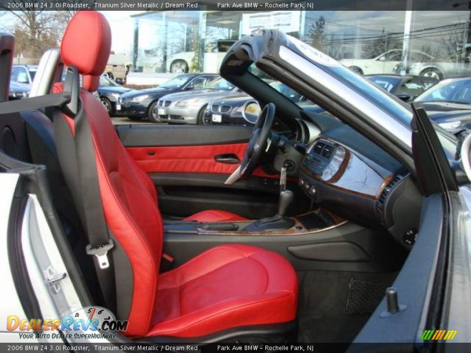 2006 BMW Z4 3.0i Roadster Titanium Silver Metallic / Dream Red Photo #18