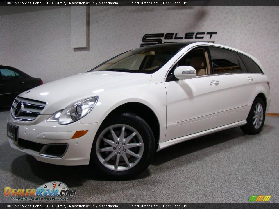 2007 Mercedes-Benz R 350 4Matic Alabaster White / Macadamia Photo #1