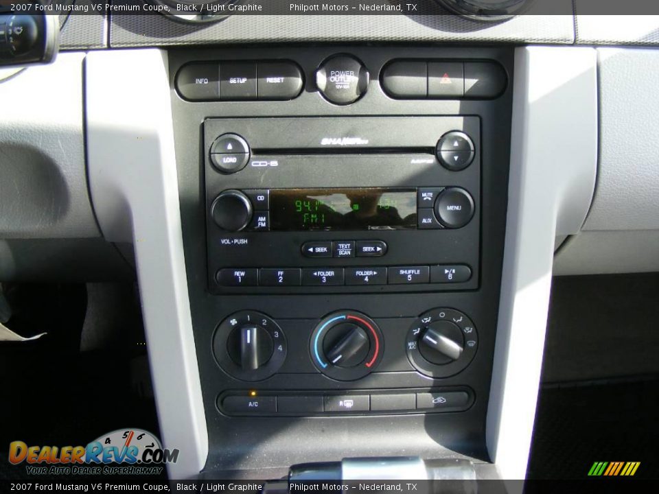 2007 Ford Mustang V6 Premium Coupe Black / Light Graphite Photo #36