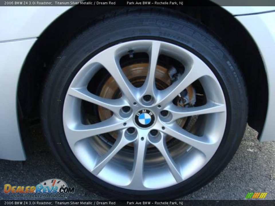 2006 BMW Z4 3.0i Roadster Titanium Silver Metallic / Dream Red Photo #26