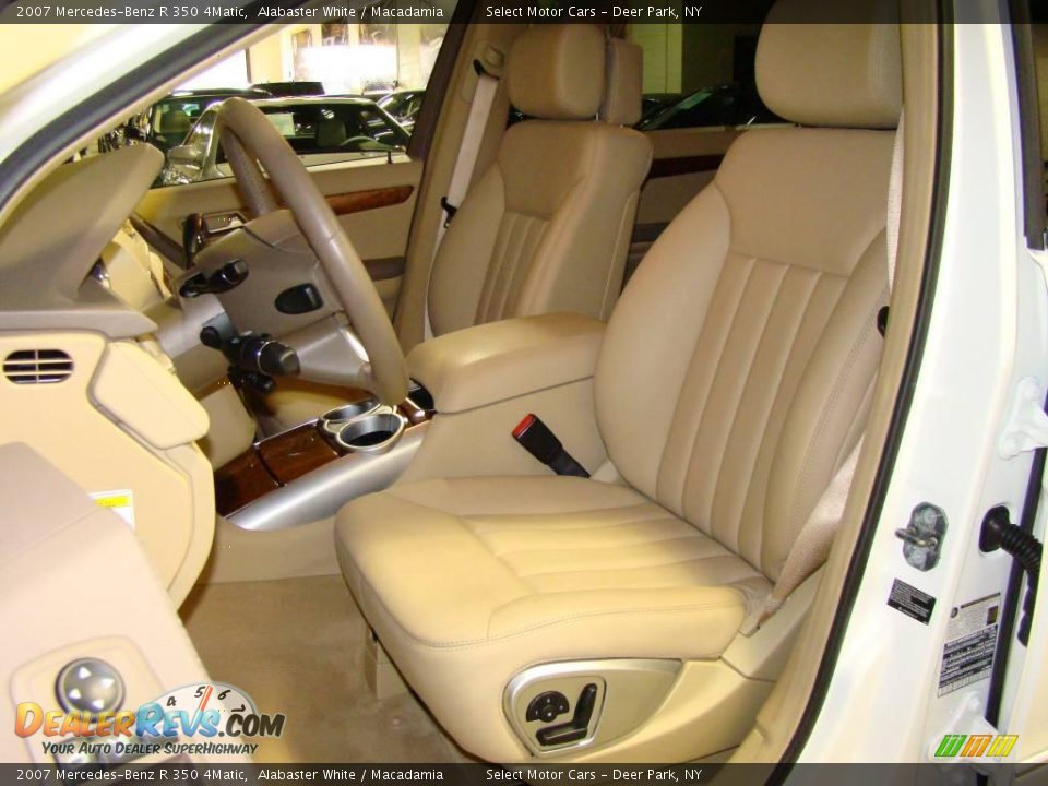 2007 Mercedes-Benz R 350 4Matic Alabaster White / Macadamia Photo #8