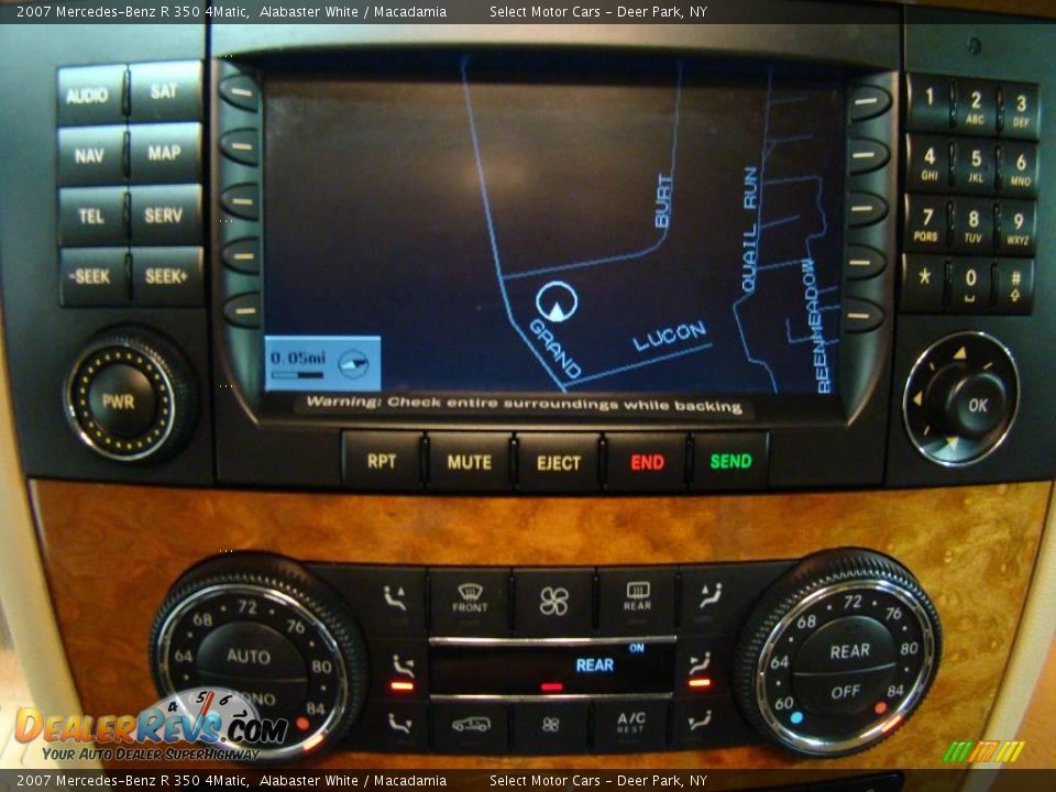 2007 Mercedes-Benz R 350 4Matic Alabaster White / Macadamia Photo #10