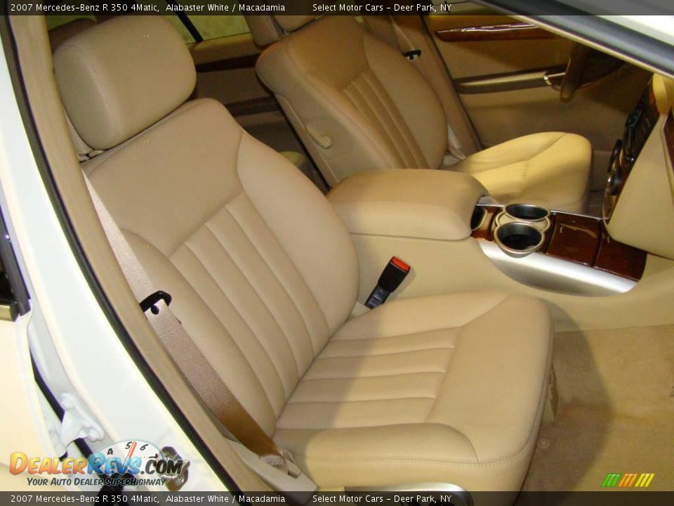 2007 Mercedes-Benz R 350 4Matic Alabaster White / Macadamia Photo #11