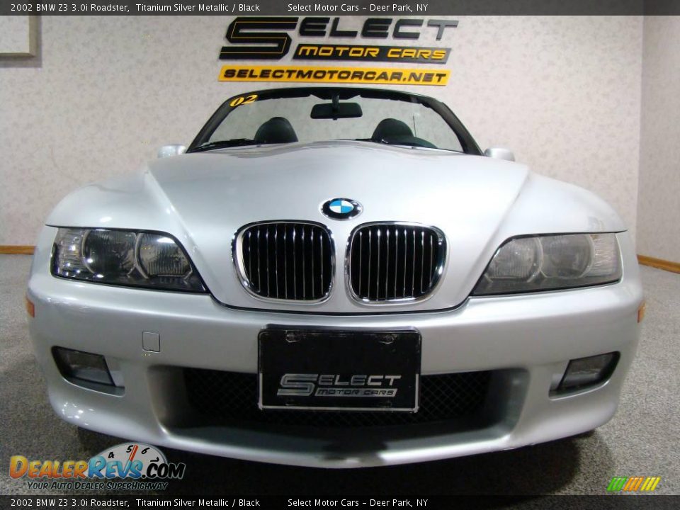 2002 BMW Z3 3.0i Roadster Titanium Silver Metallic / Black Photo #2
