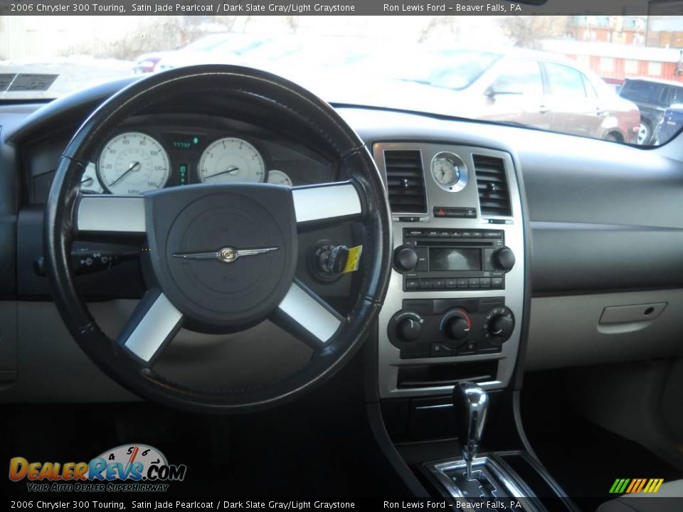 2006 Chrysler 300 Touring Satin Jade Pearlcoat / Dark Slate Gray/Light Graystone Photo #11
