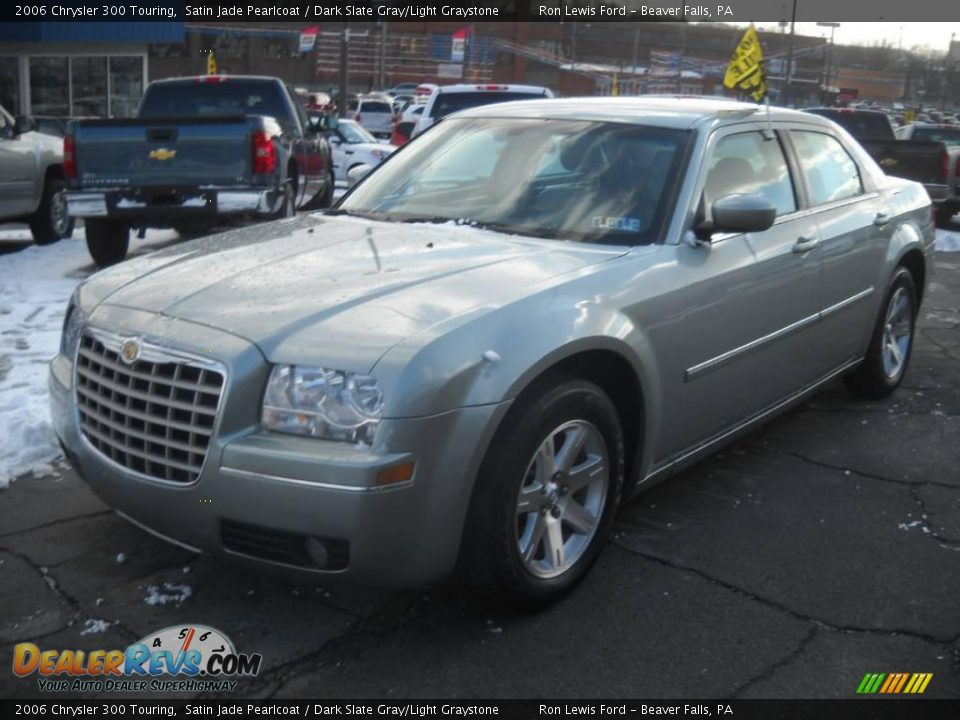 2006 Chrysler 300 Touring Satin Jade Pearlcoat / Dark Slate Gray/Light Graystone Photo #18
