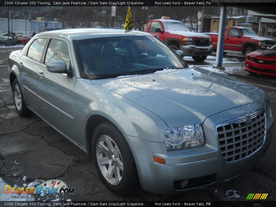 2006 Chrysler 300 Touring Satin Jade Pearlcoat / Dark Slate Gray/Light Graystone Photo #20